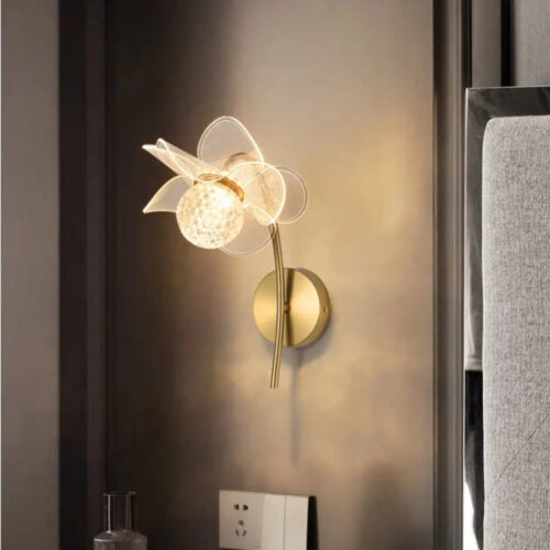 applique-murale-forme-fleur-dore-transparent-mur-lor-base Applique Murale | PETO