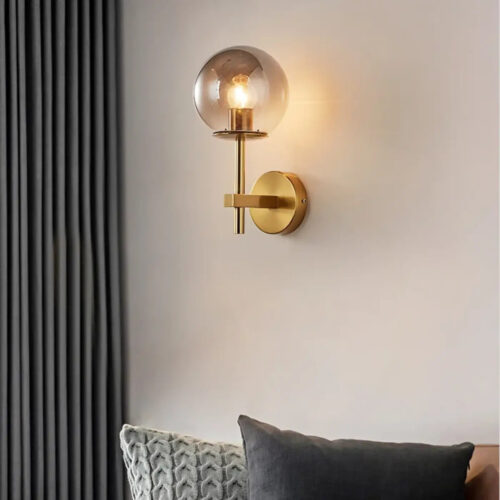 applique-murale-support-dore-abat-jour-verre-teinte-laiton-mur-globe-505 Applique Murale | META