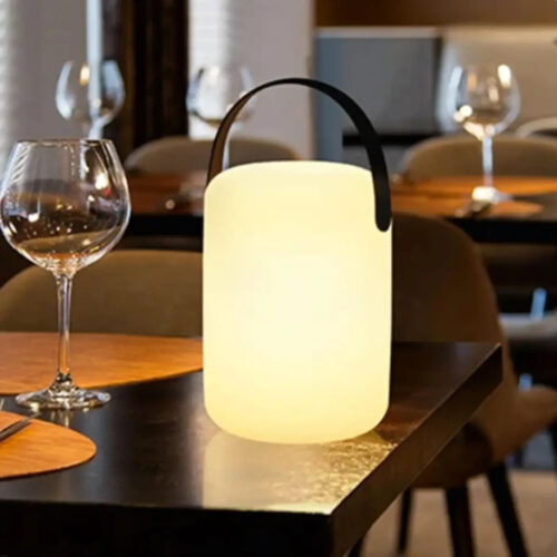 lampe-table-fil-design-poignee-noire-lanterne-led-cylindrique-blanche-471 Lampe de table | LUMINA