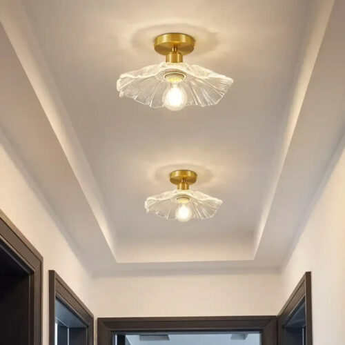 plafonnier-raffine-laiton-verre-sculpte-transparent-finition-lumieres Luminaire Plafonnier | VELA