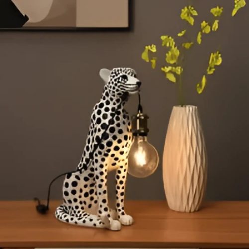 lampe-table-design-leopard-ampoule-suspendue-decorative-a-laspect-627 Lampe de Table | FELINA