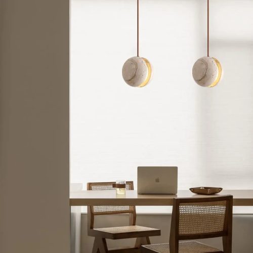suspension-luminaire-travertin-aux-lignes-naturelles-halo-dore-930 Suspension Luminaire | KRITO